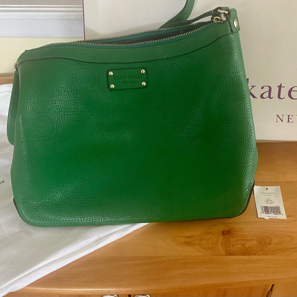 Green leather Kate Spade shoulder bag, like new condition
